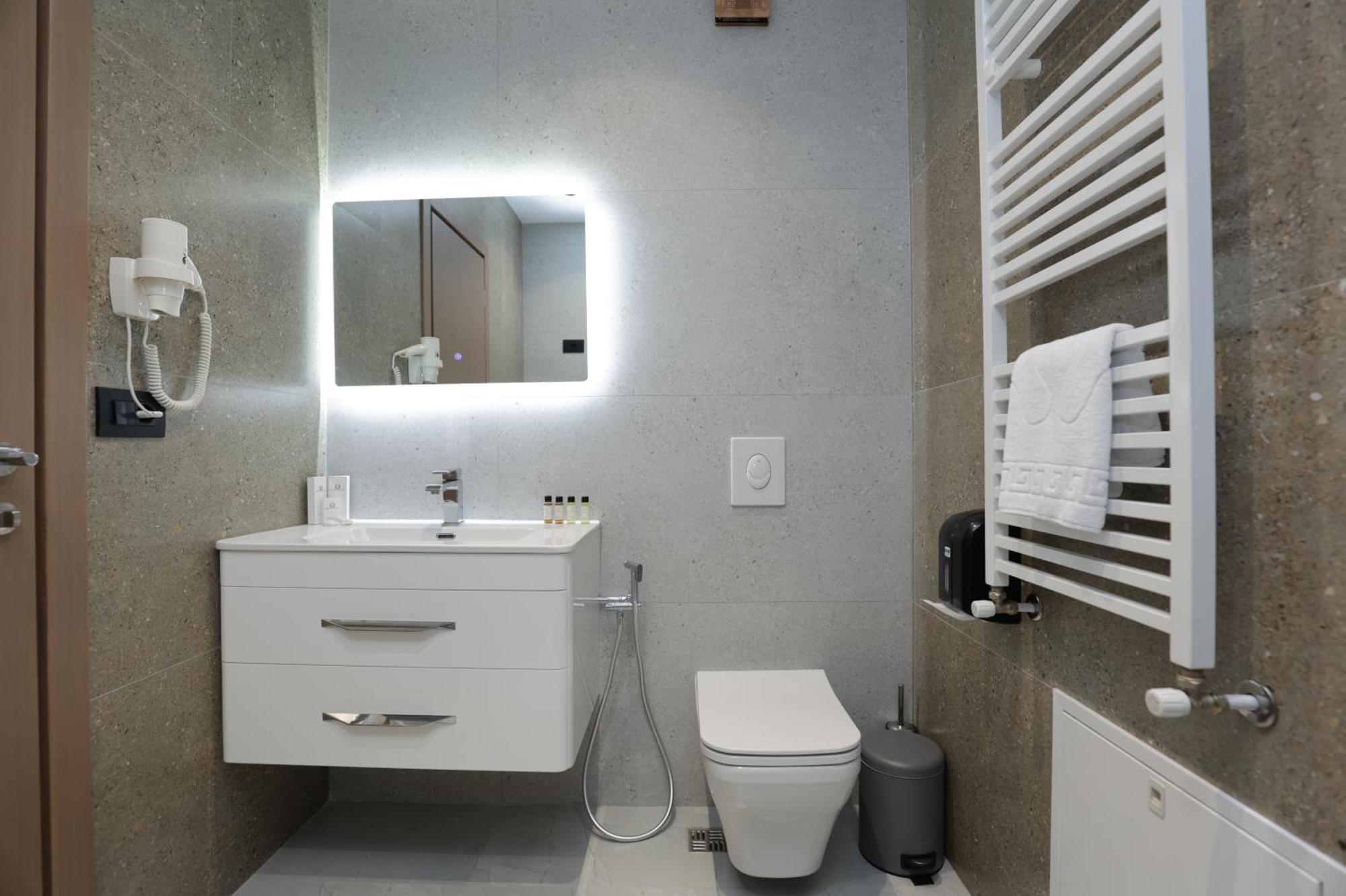 Residence Inn Tiranë Eksteriør bilde