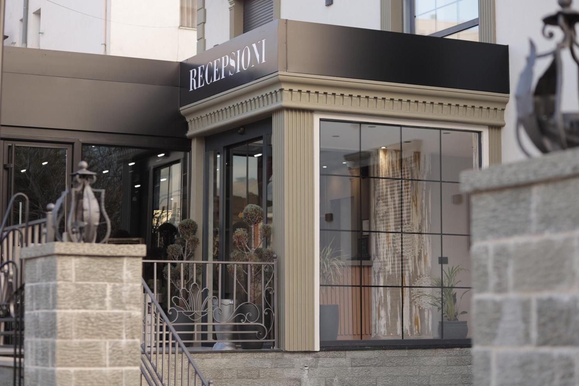 Residence Inn Tiranë Eksteriør bilde